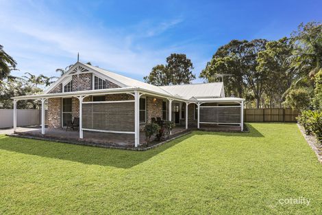 17 Howard Ct, Sandstone Point, QLD 4511