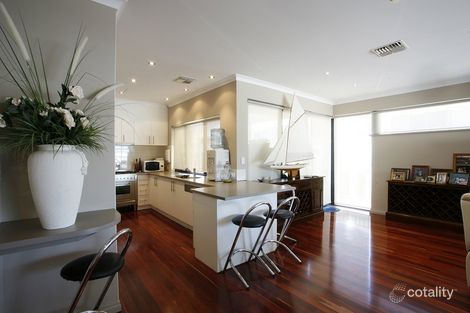 Property photo of 6 Outrigger Way Mandurah WA 6210