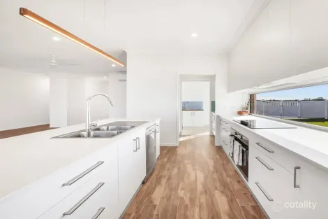 Property photo of 99 Logan Road Innes Park QLD 4670
