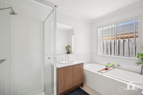 Property photo of 33 Sanctum Circuit Doreen VIC 3754