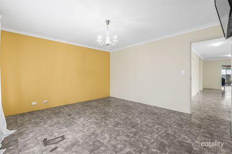 Property photo of 6 Tuscany Place Caversham WA 6055