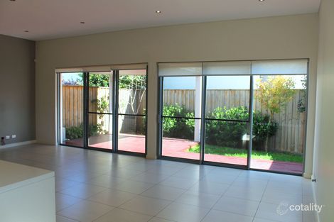 Property photo of 34 Solent Circuit Norwest NSW 2153