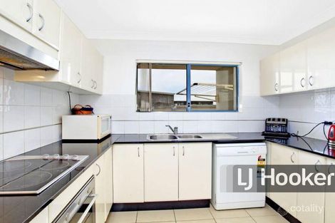 Property photo of 11/12-16 Prospect Street Rosehill NSW 2142