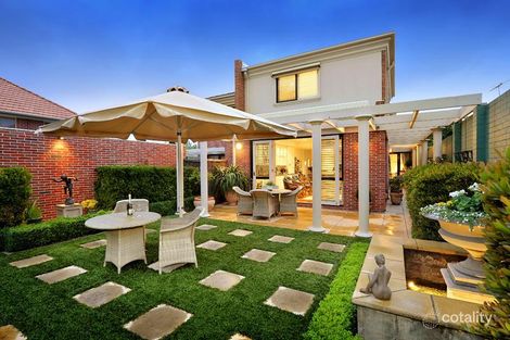 Property photo of 2 Balmoral Avenue Kew VIC 3101