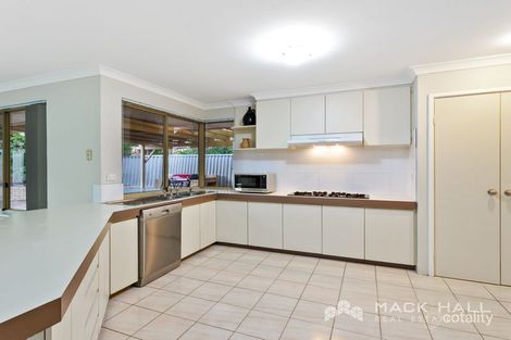Property photo of 5 Lorrimar Place Murdoch WA 6150