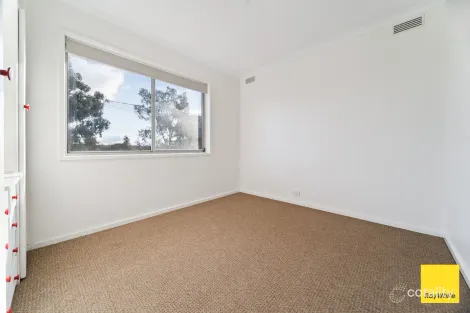 Property photo of 10 Derwent Drive Long Gully VIC 3550