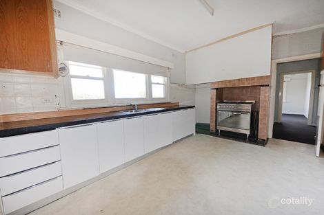 Property photo of 32 Wilma Avenue Dandenong VIC 3175