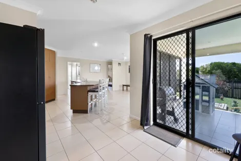 Property photo of 4 Townsend Street Bucasia QLD 4750