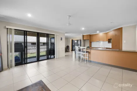 Property photo of 4 Townsend Street Bucasia QLD 4750