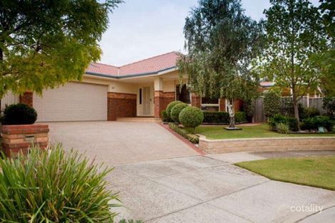 4 Silvertop Cl, Lynbrook, VIC 3975