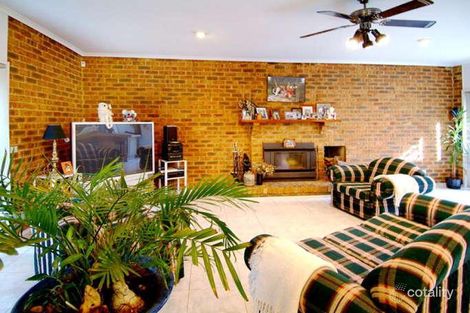 Property photo of 2 Clifton Road Greenvale VIC 3059
