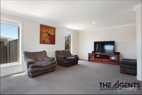 Property photo of 65 Kingbird Avenue Tarneit VIC 3029