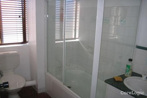 Property photo of 8/62 Bromley Street Kangaroo Point QLD 4169