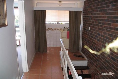 Property photo of 8/62 Bromley Street Kangaroo Point QLD 4169