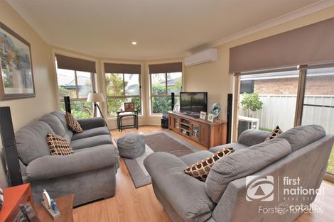 Property photo of 1/11-13 Paruna Court Forster NSW 2428
