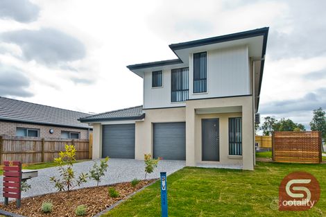 Property photo of 2/30 Mawson Street Redbank Plains QLD 4301