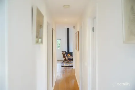 Property photo of 171 Waterfalls Road Mount Macedon VIC 3441