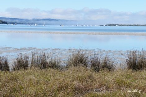 3 Environs Ave, Cooloola Cove, QLD 4580