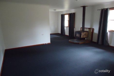 Property photo of 16 Helen Avenue Armidale NSW 2350