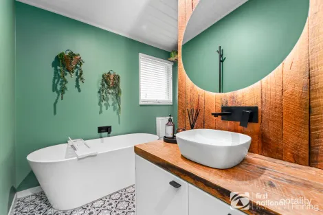 Property photo of 3 Hovell Court Cranbourne VIC 3977