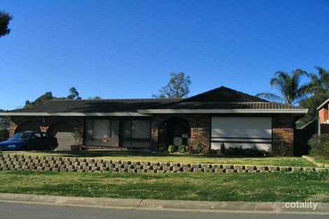 2 Boeing Pl, St Clair, NSW 2759