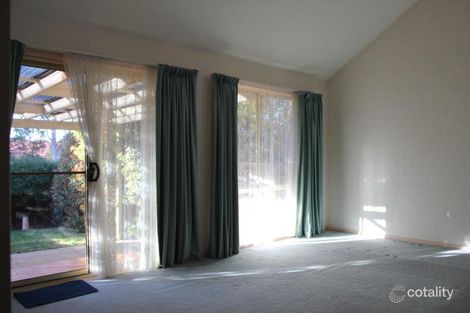 Property photo of 10 Raiwalla Court Ngunnawal ACT 2913