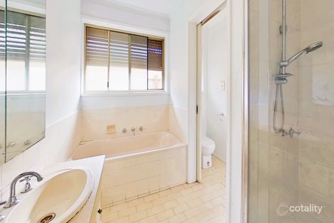 Property photo of 57 Moorhead Drive Mill Park VIC 3082