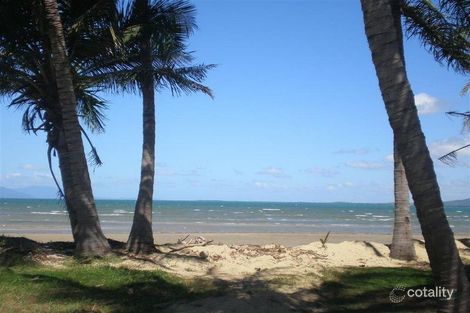 Property photo of 15 Thomas Street Bowen QLD 4805