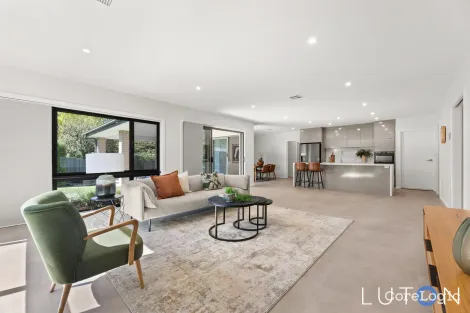 Property photo of 8 Thomson Street Chifley ACT 2606