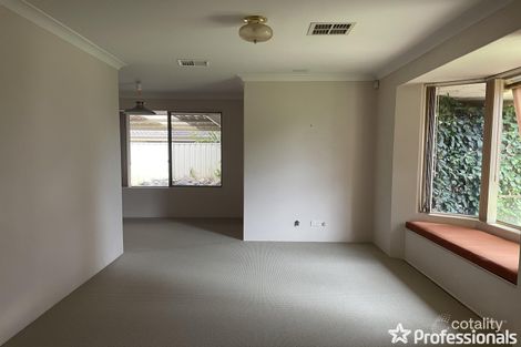 Property photo of 32 Grundy Way Thornlie WA 6108