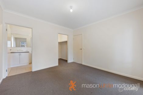 30 Creekside Dr, Flowerdale, VIC 3717