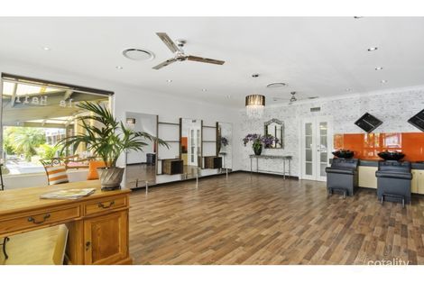 4/60 Santa Cruz Bvd, Clear Island Waters, QLD 4226