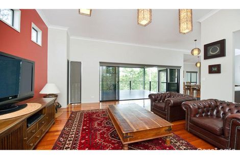 Property photo of 16 Jack Holt Place Mount Crosby QLD 4306