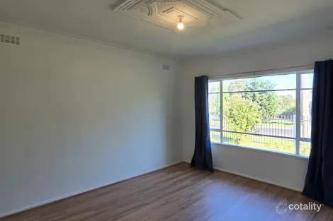 Property photo of 20 Ena Street St Albans VIC 3021