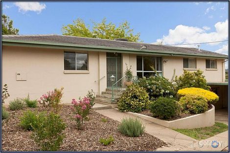 Property photo of 37 Shackleton Circuit Mawson ACT 2607