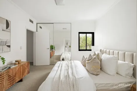 Property photo of 28/1-3 Eulbertie Avenue Warrawee NSW 2074