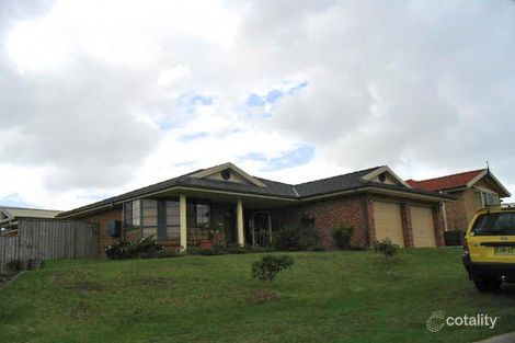 1 Brumby Cres, Maryland, NSW 2287