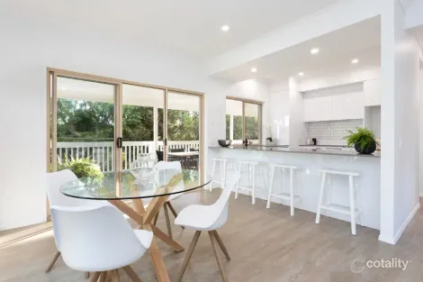 Property photo of 32 Mukurta Street Chapel Hill QLD 4069