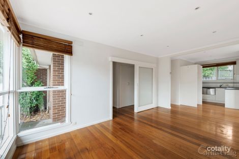 Property photo of 3/32 Broughton Road Surrey Hills VIC 3127