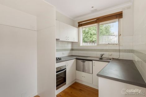 Property photo of 3/32 Broughton Road Surrey Hills VIC 3127