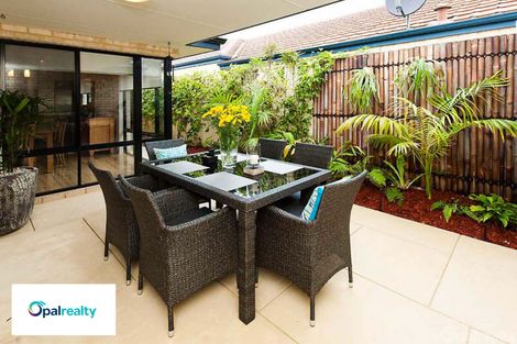 11 Oneida Rd, Secret Harbour, WA 6173