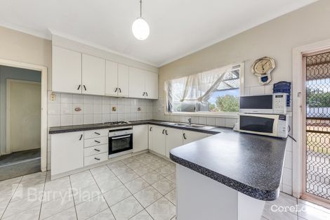 Property photo of 27 Millawa Avenue St Albans VIC 3021