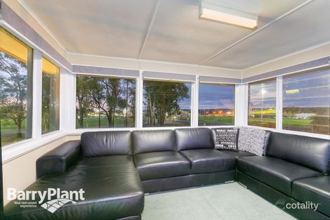 Property photo of 40 Shelley Street Wendouree VIC 3355