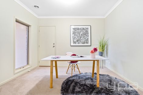 Property photo of 12 Mandora Grange Tarneit VIC 3029