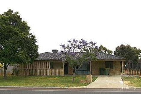 80 Station St, Cannington, WA 6107