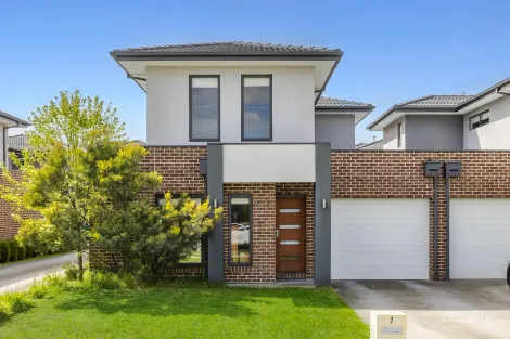 7/18 James St, Pakenham, VIC 3810