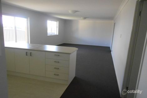 Property photo of 16 Kelman Drive Cliftleigh NSW 2321