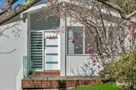 Property photo of 6 Chapman Crescent Avoca Beach NSW 2251