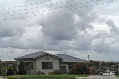 2 Trevor Ave, Lake Heights, NSW 2502