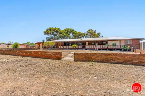 155 Scotts Rd, Neilborough, VIC 3570